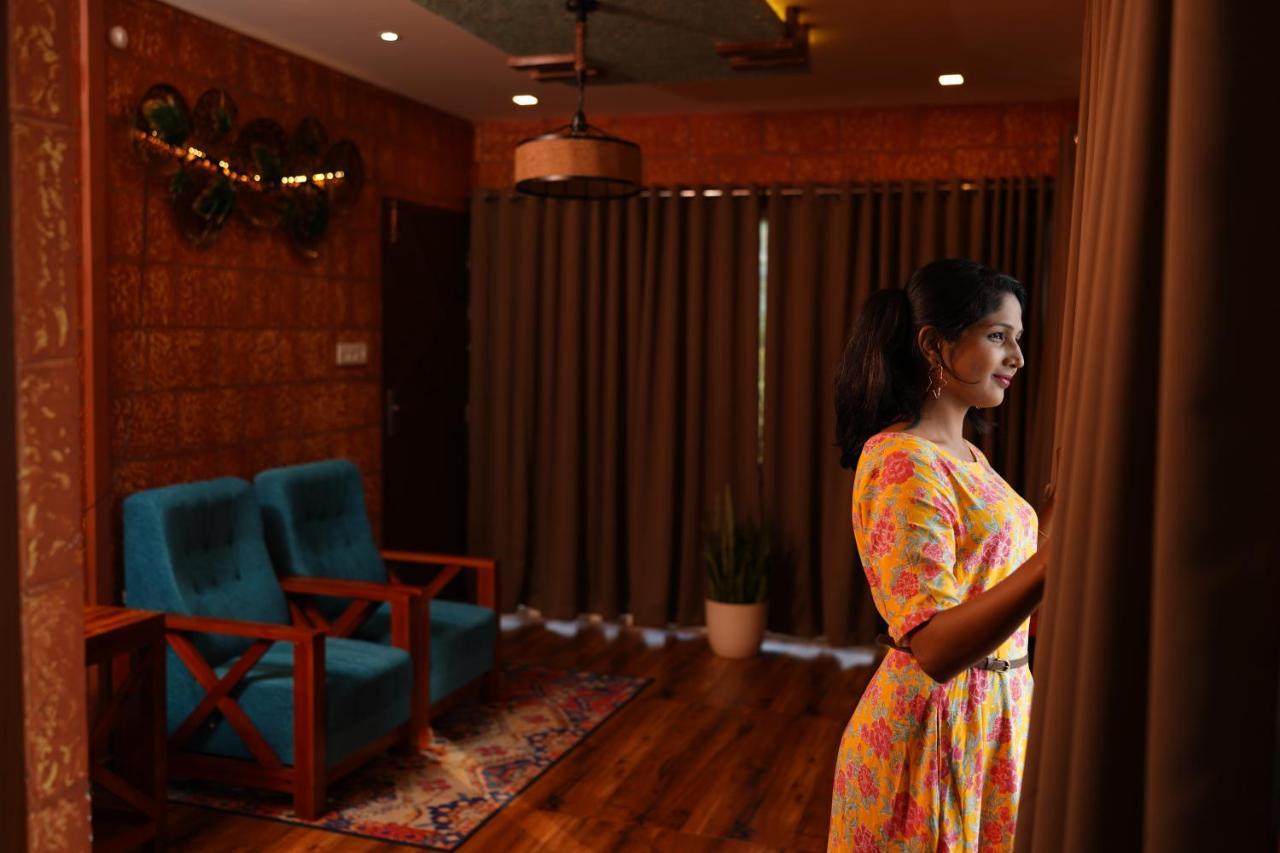 Mount Stratus Resort Vayalada Balussery Exterior photo