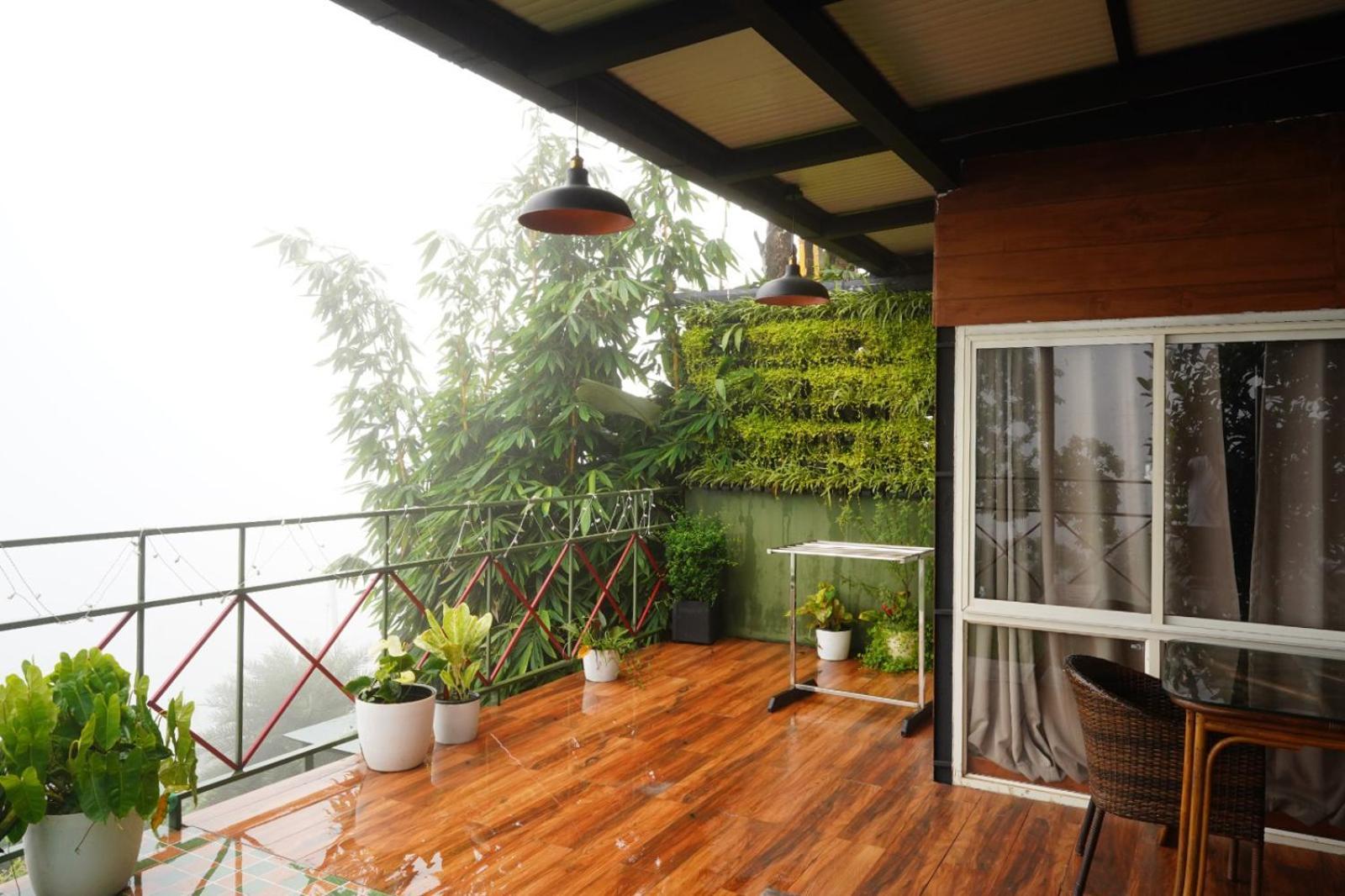 Mount Stratus Resort Vayalada Balussery Exterior photo